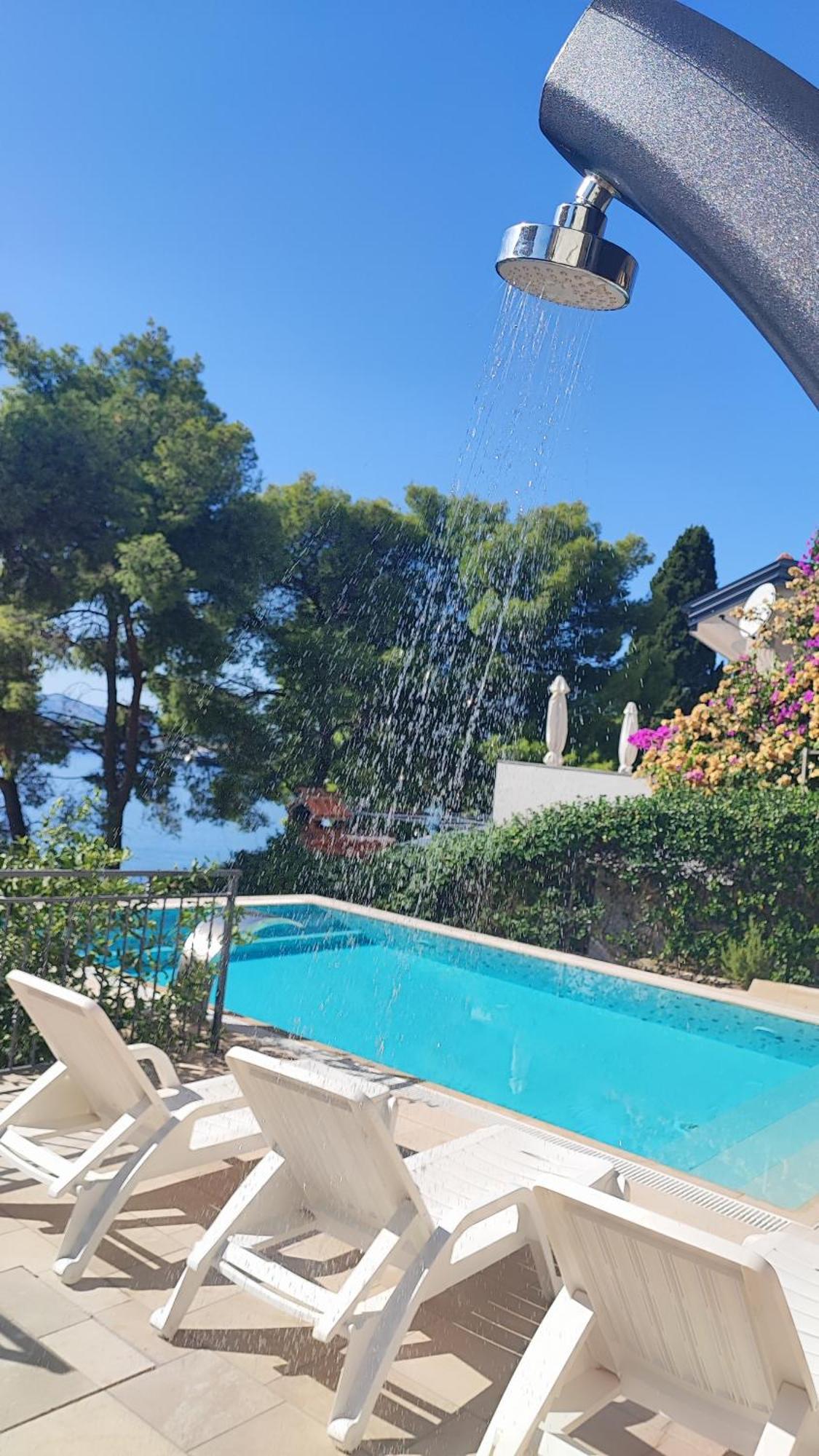 Villa Penava, Private Beach, Pool And 7Min To 特罗吉尔 外观 照片