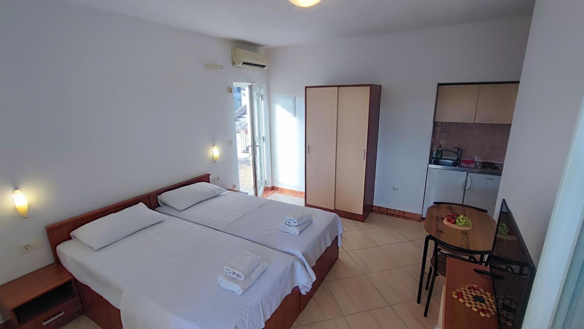 Villa Penava, Private Beach, Pool And 7Min To 特罗吉尔 客房 照片