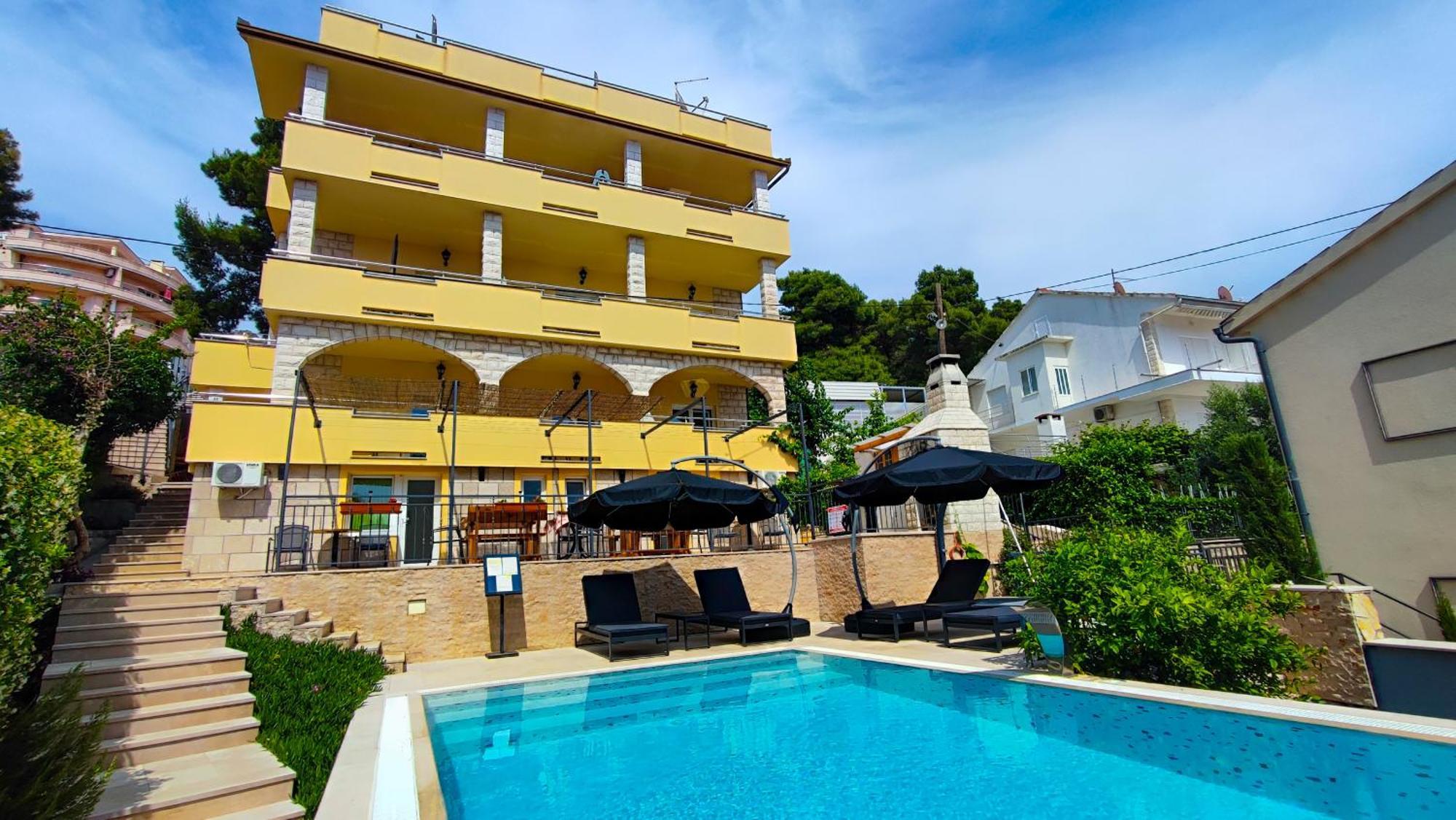 Villa Penava, Private Beach, Pool And 7Min To 特罗吉尔 外观 照片