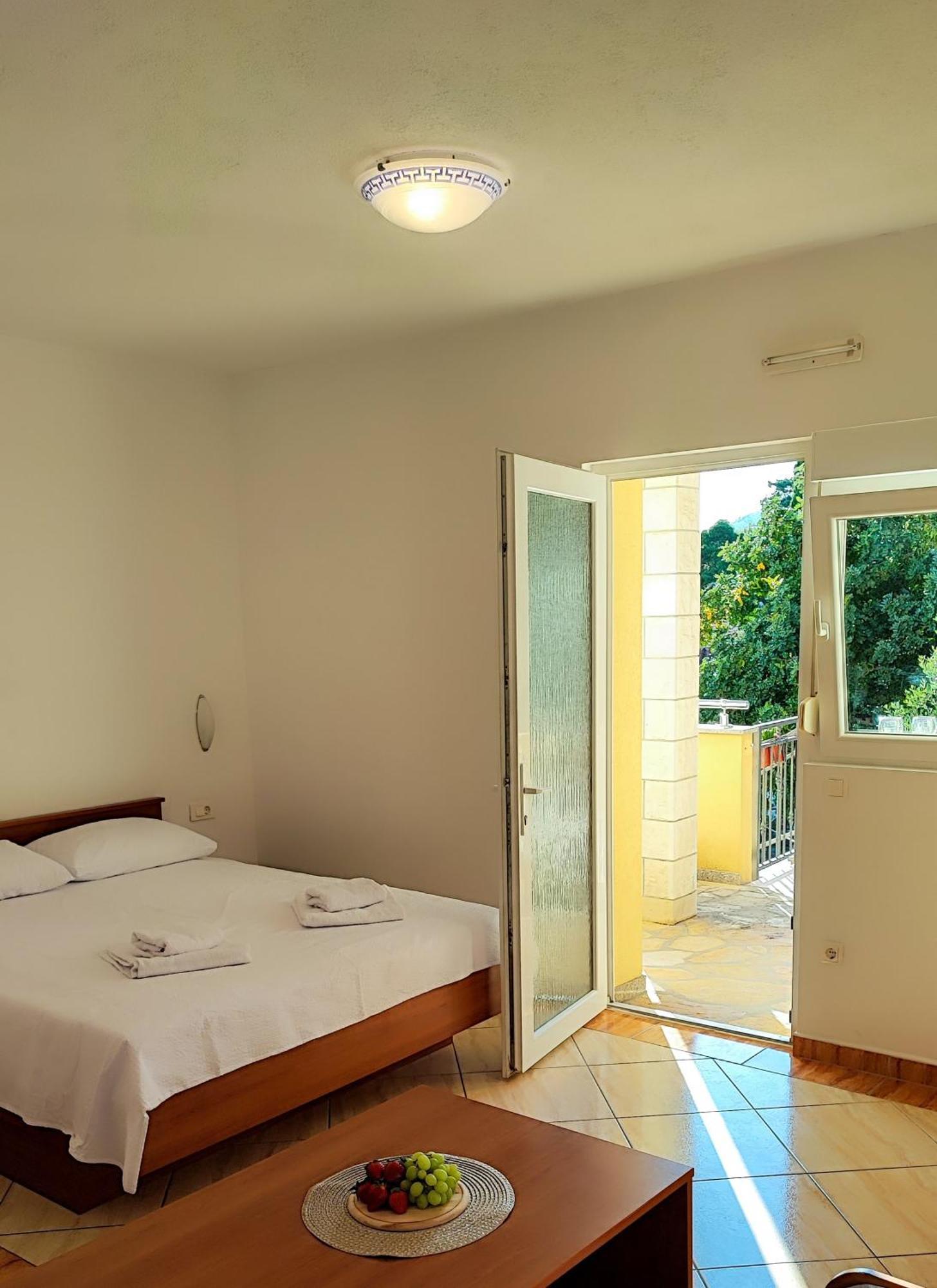 Villa Penava, Private Beach, Pool And 7Min To 特罗吉尔 客房 照片